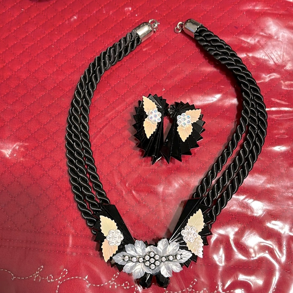 - Vintage mixed material, black fabric rope, cord, necklace, and clip on e…